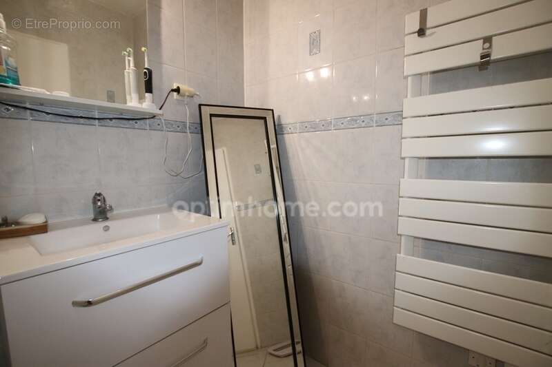 Appartement à SAINT-JEAN-DE-BRAYE