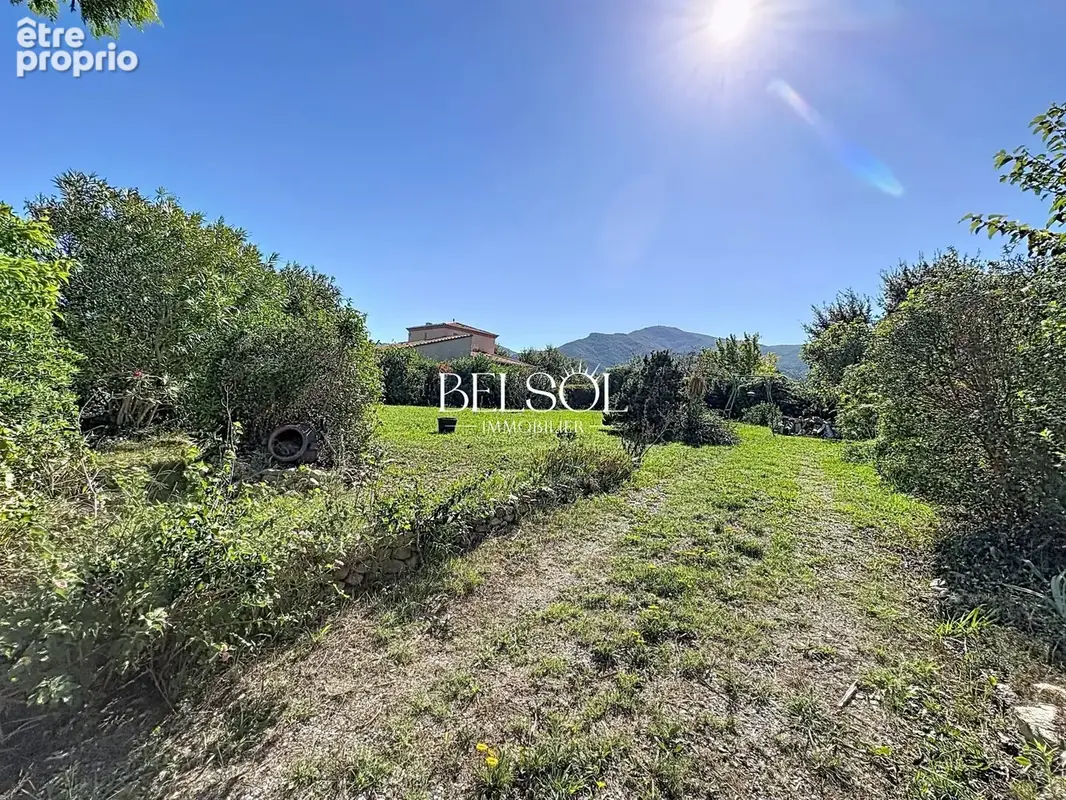 Photo Terrain à Saint-Genis-Des-Fontaines au prix de 225 000€