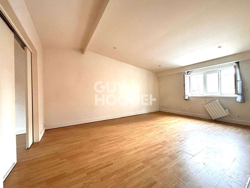 Appartement à SAINT-OUEN