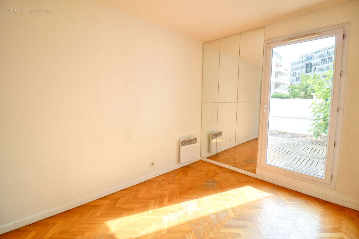 Appartement à MONTROUGE