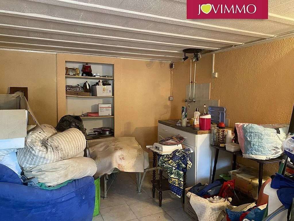 Commerce à NERIS-LES-BAINS