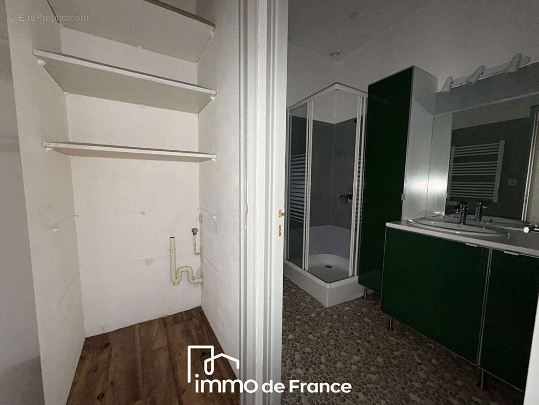 RODEZ Centre, Jolie Maison de ville T2 Bis - photo 9