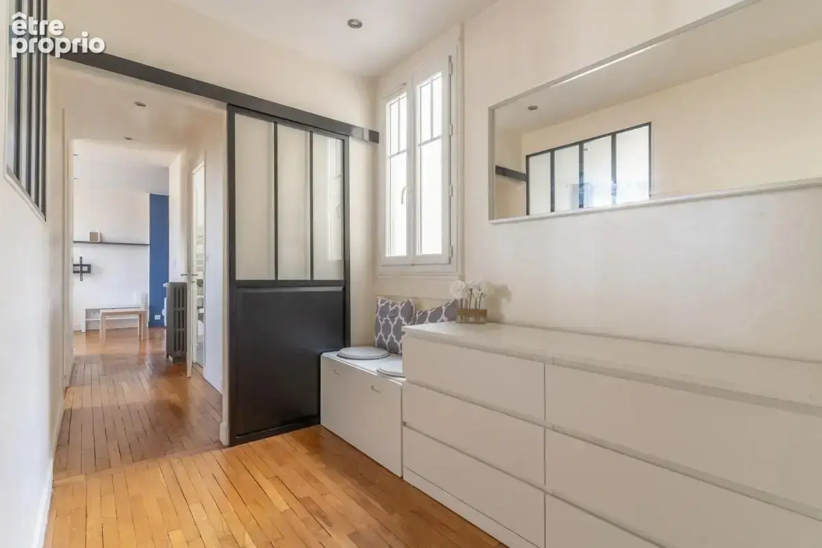 Appartement à COURBEVOIE