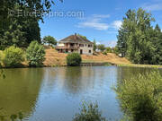 Maison à RILHAC-LASTOURS