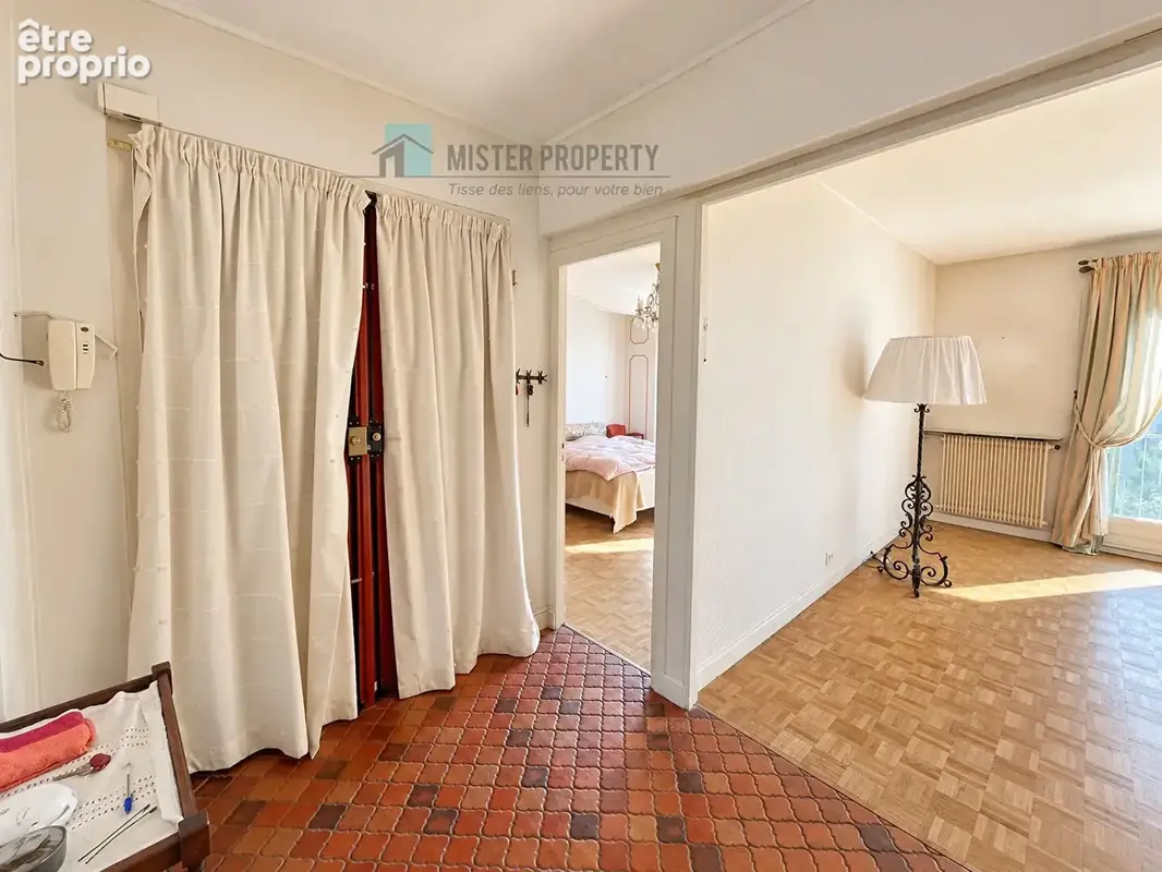 Rueil-malmaison / 3 pieces - 75 m2 / mazurieres / balcon - parkings - cave - photo 6