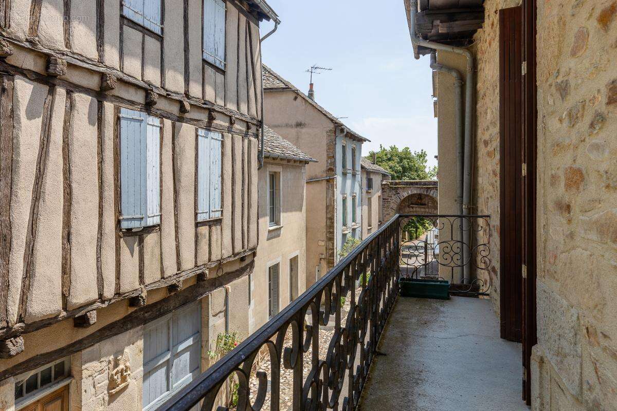Maison 227 m² Sauveterre-de-Rouergue - Jardin au calme - photo 19