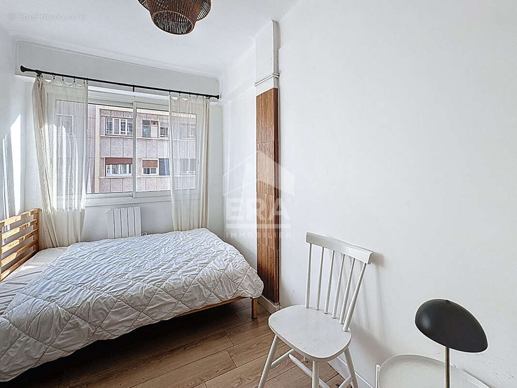 Appartement à MARSEILLE-2E