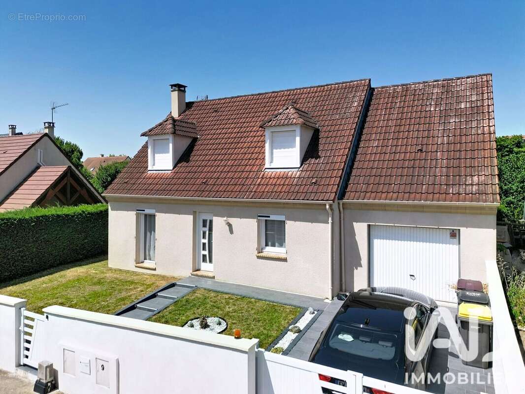 Photo 2 - Maison à BREUILLET