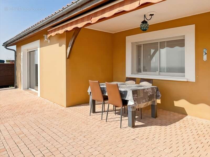 Maison à vendre 4 pièces et studio - LUPIAC (32) - 145 m2 - 2497 m2 de terrain - photo 15