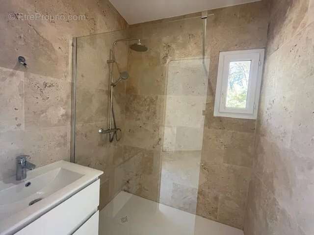 Villa restaurée de 153 m² – vue dominante plein sud – calme absolu - photo 15