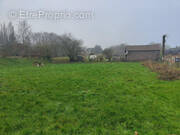 Terrain à FROCOURT