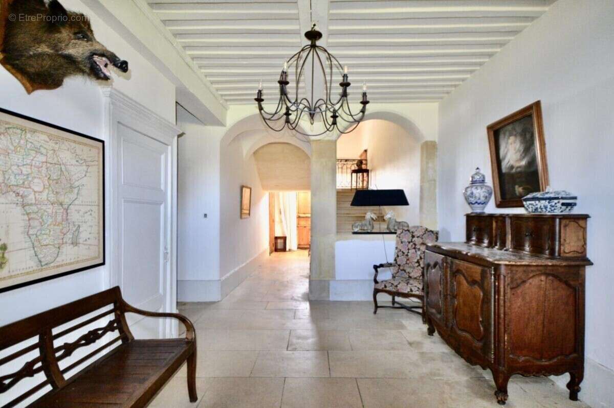 Maison à LA CLAYETTE