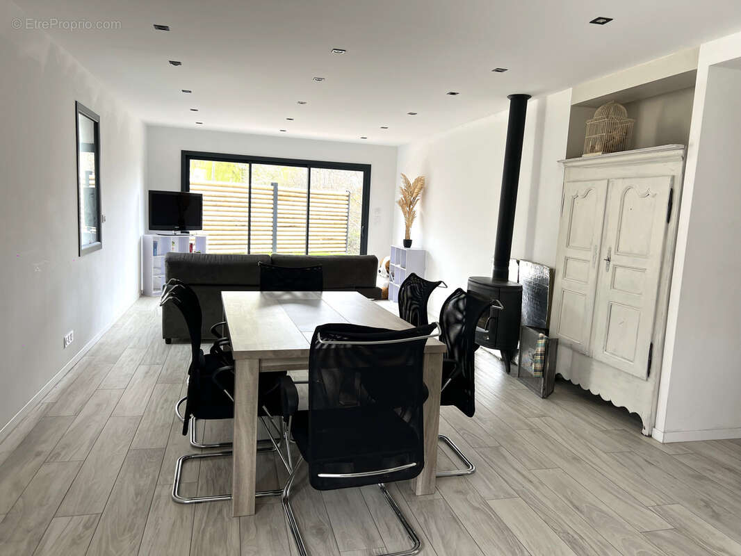 Maison à SAINT-GERMAIN-LAPRADE