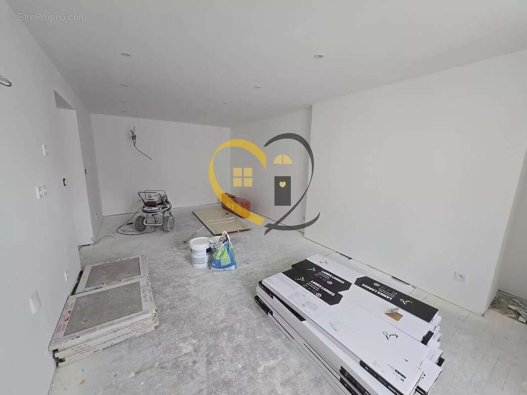 Appartement à LES AIX-D&#039;ANGILLON