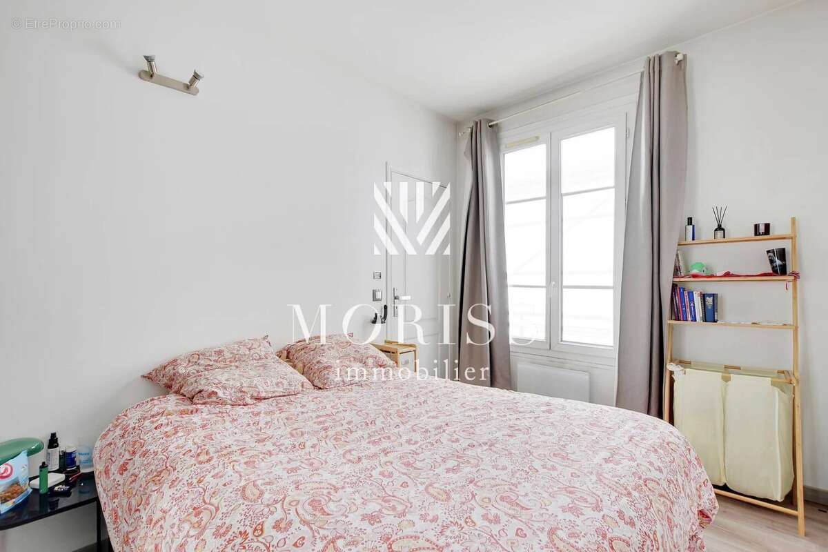 Appartement à PARIS-14E