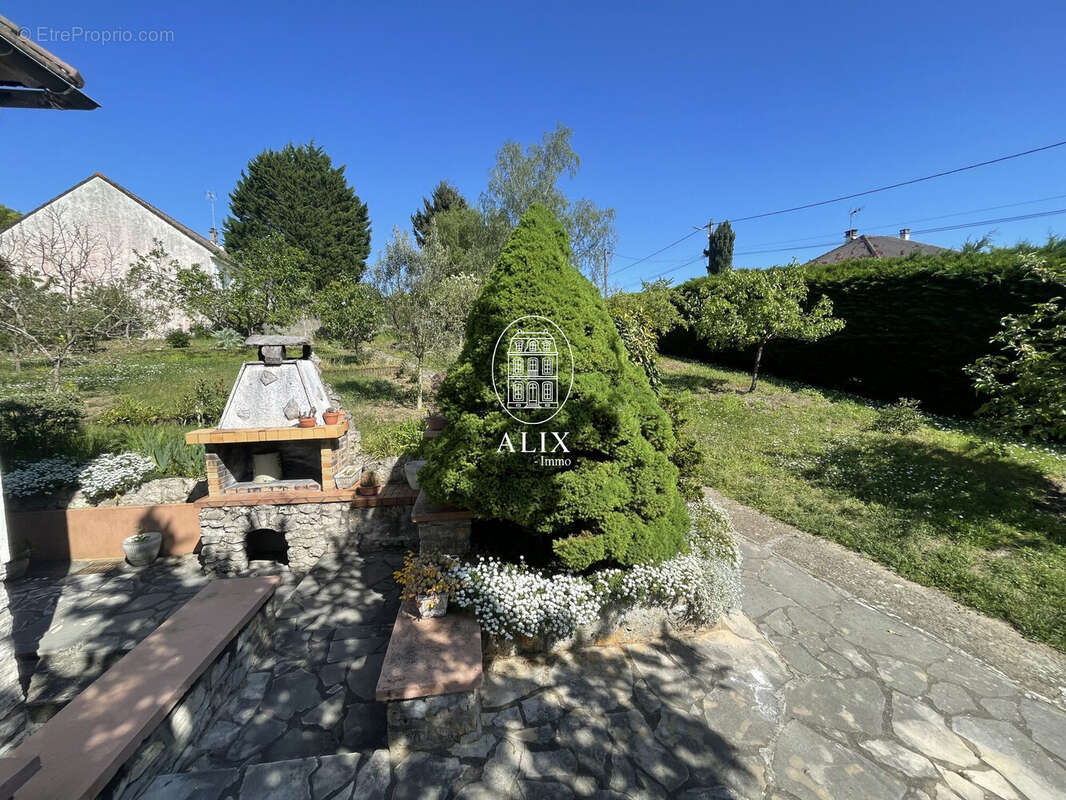 Maison à DORDIVES