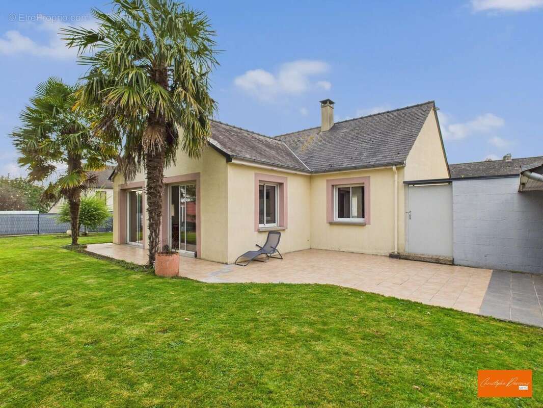 Photo 2 - Maison à SAINT-GEORGES-BUTTAVENT