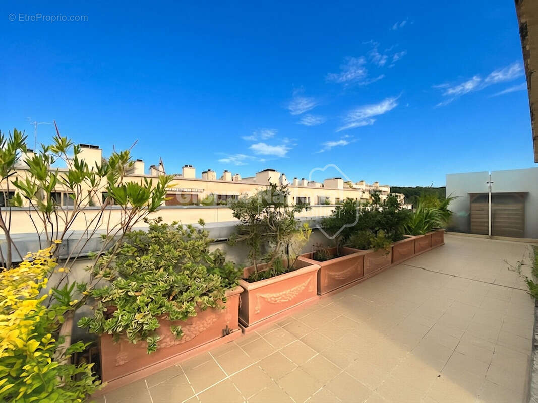 Appartement Versailles 3 pièce(s) 70 m2 + TERRASSE de 42m² - photo 9