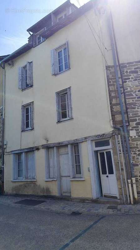Appartement 163 m² à Uzerche  - photo 87