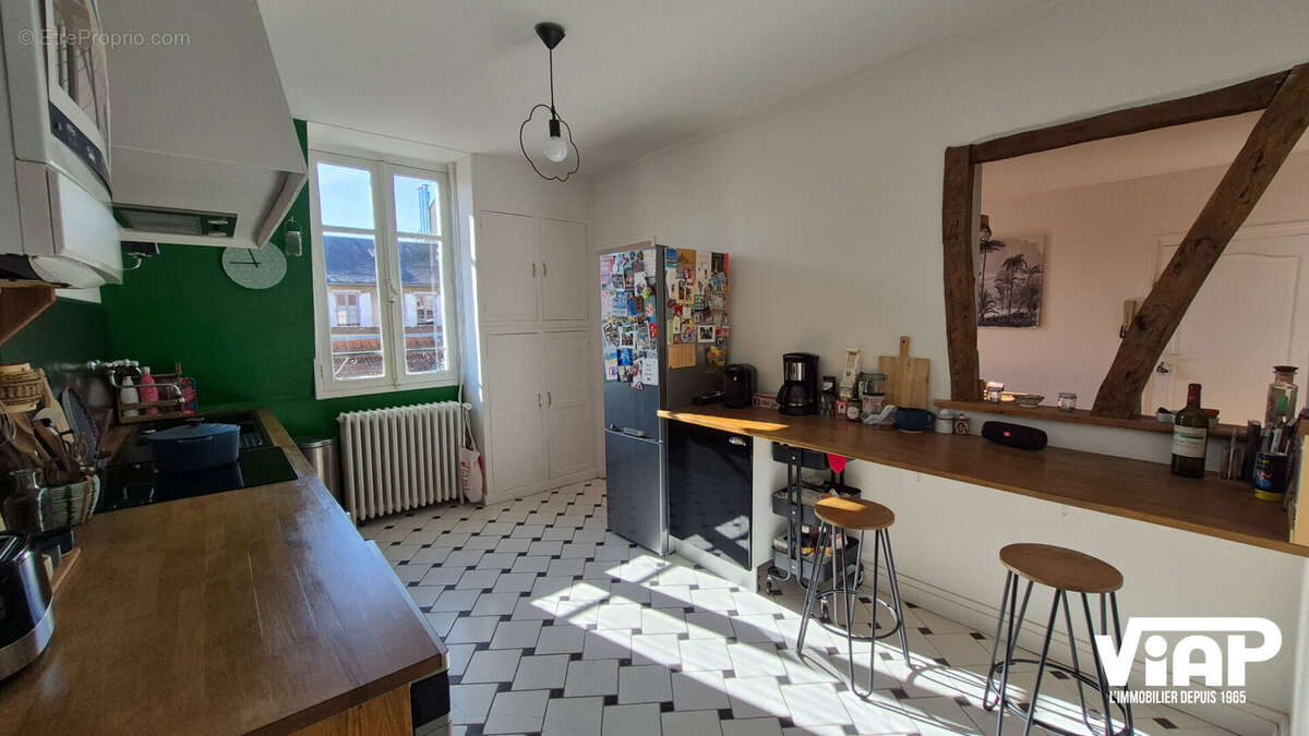 Proche centre Saint Martial Charmant type 3 en duplex - photo 4