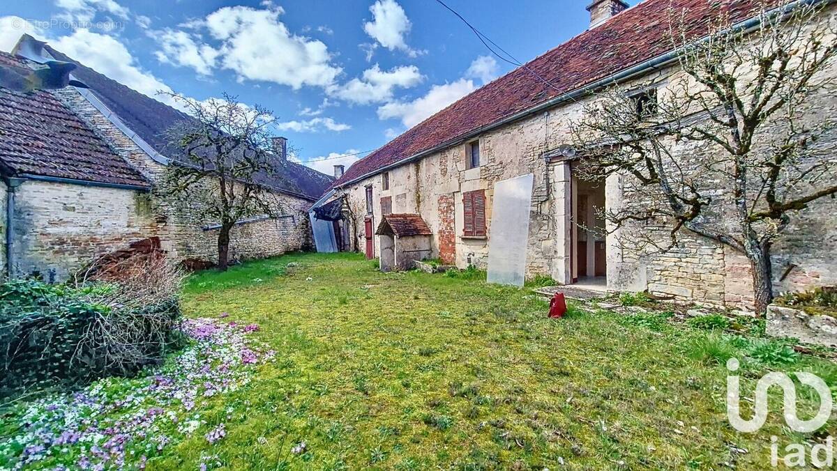 Photo 1 - Maison à CHANNES