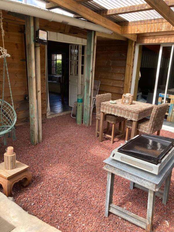 Maison à LA PLAINE-DES-PALMISTES