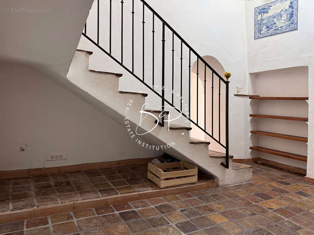Appartement à LORGUES