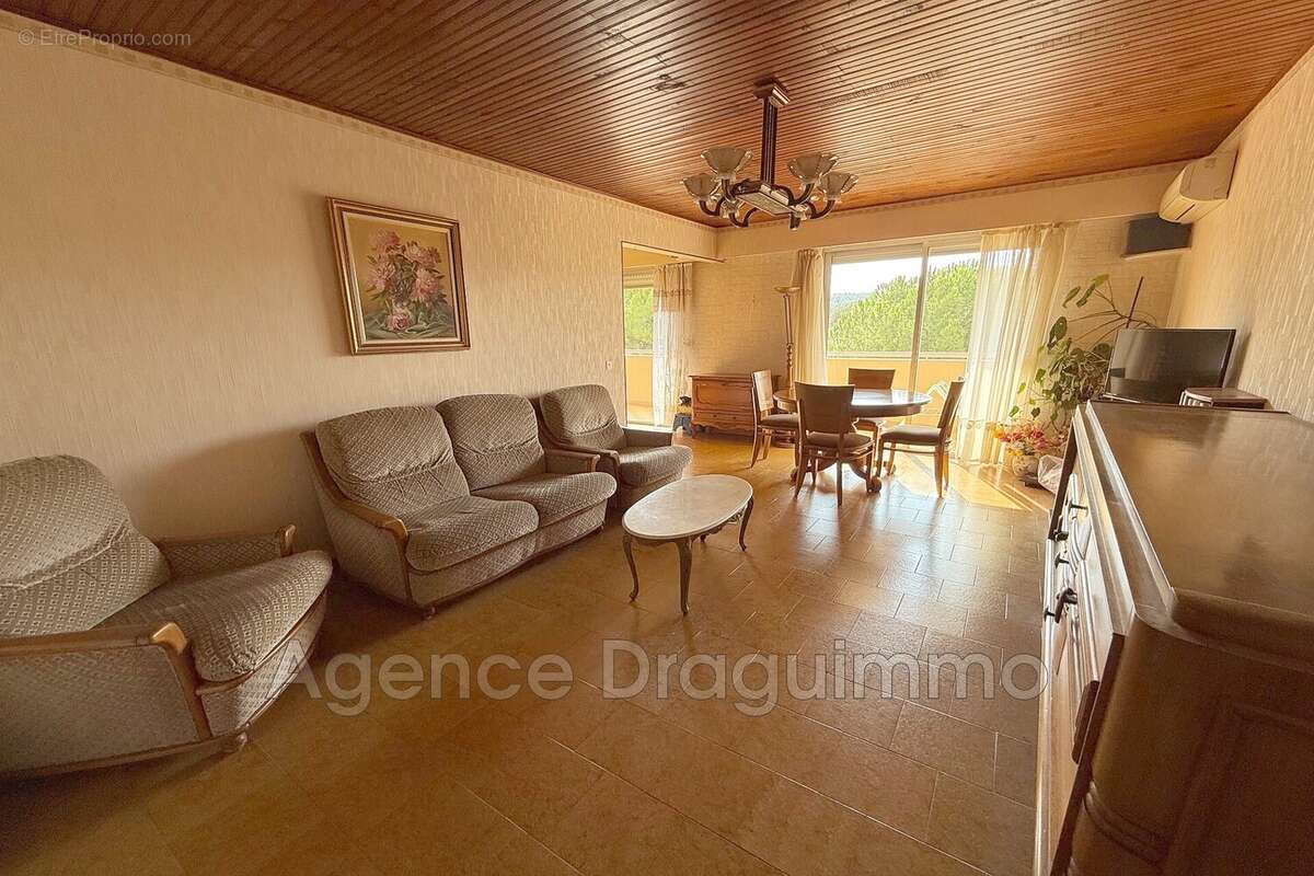 Appartement à DRAGUIGNAN