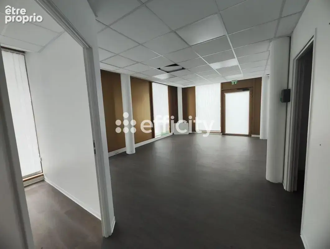 Locaux/Biens immobiliers - photo 3