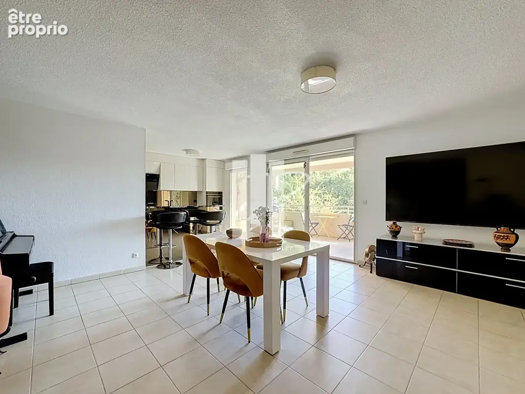 appartement de type 3 centre ville de saint raphael - photo 2