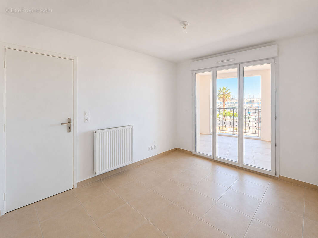 Appartement à PORT-DE-BOUC