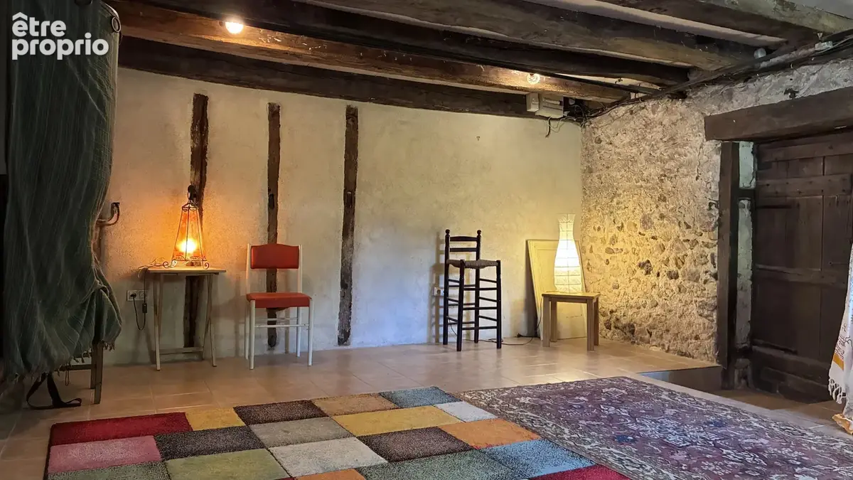 Maison de ville rénovée, cité de l'écrit à Montmorillon - photo 13