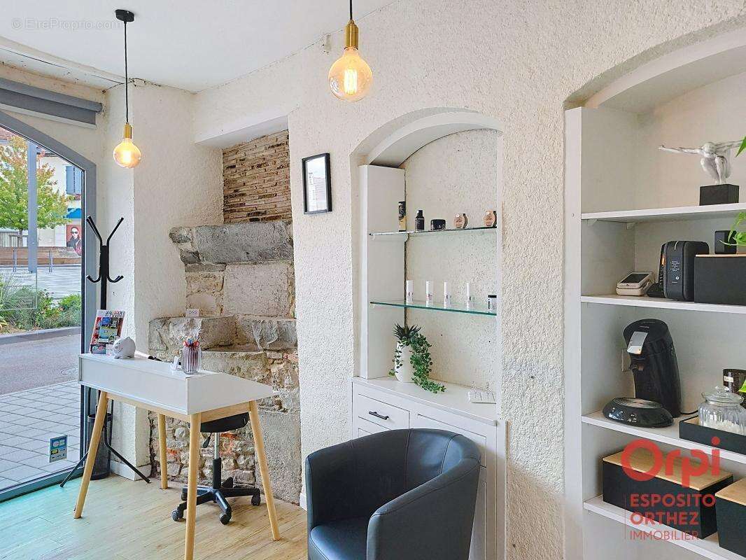 Bien Commercial À Vendre - photo 3
