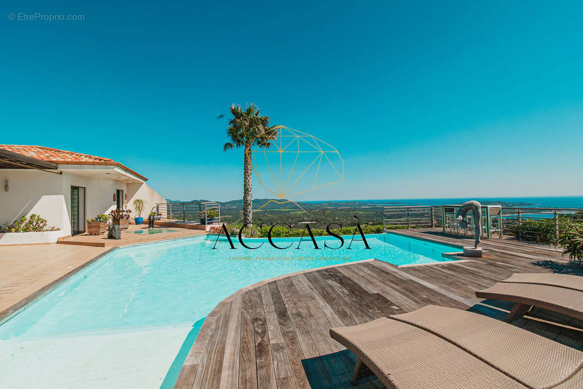 Maison à PORTO-VECCHIO