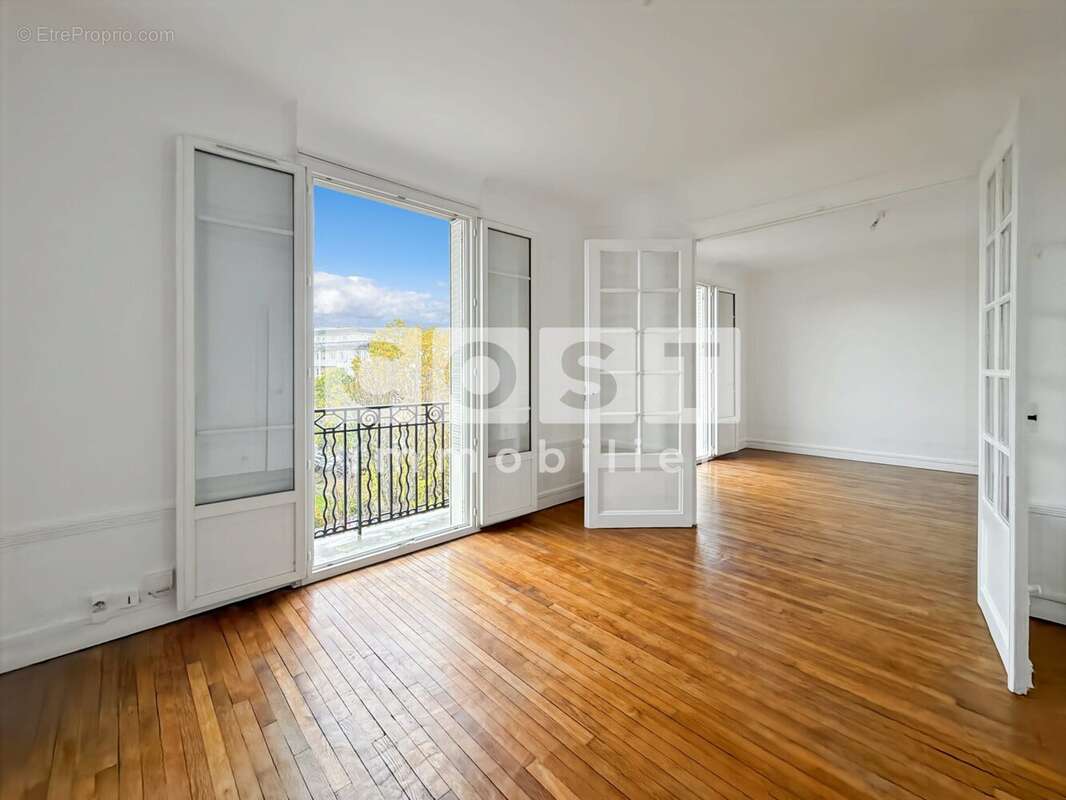 Appartement à COLOMBES