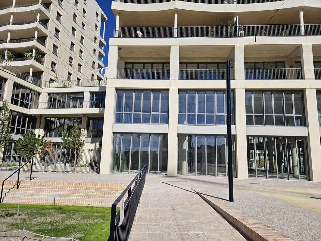 Commerce à BORDEAUX