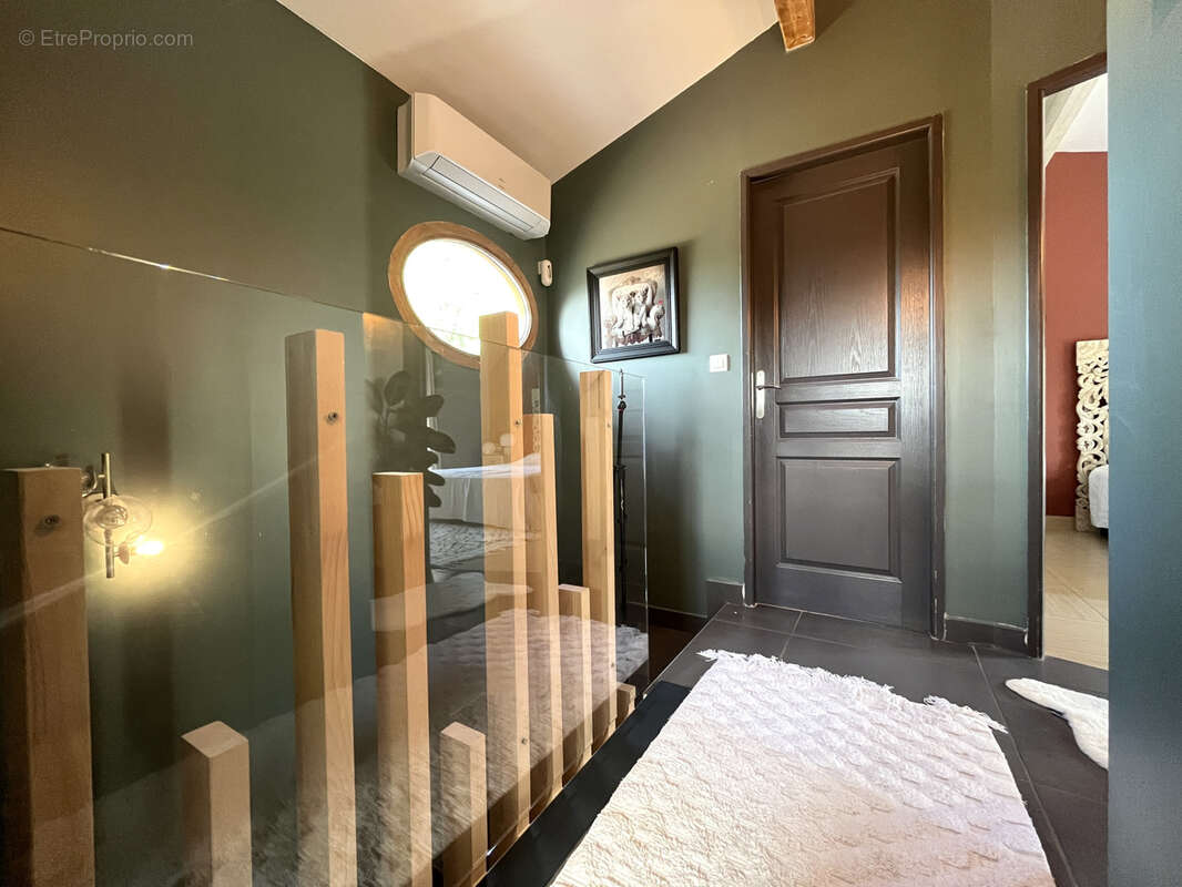 Maison à MALATAVERNE