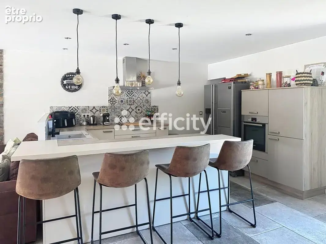 Maison 4 pièces 95 m² à vendre à Paradou (13520) - photo 6