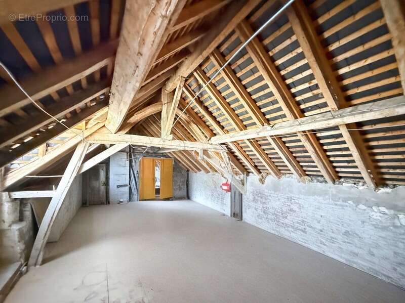 Maison à CHATELLERAULT