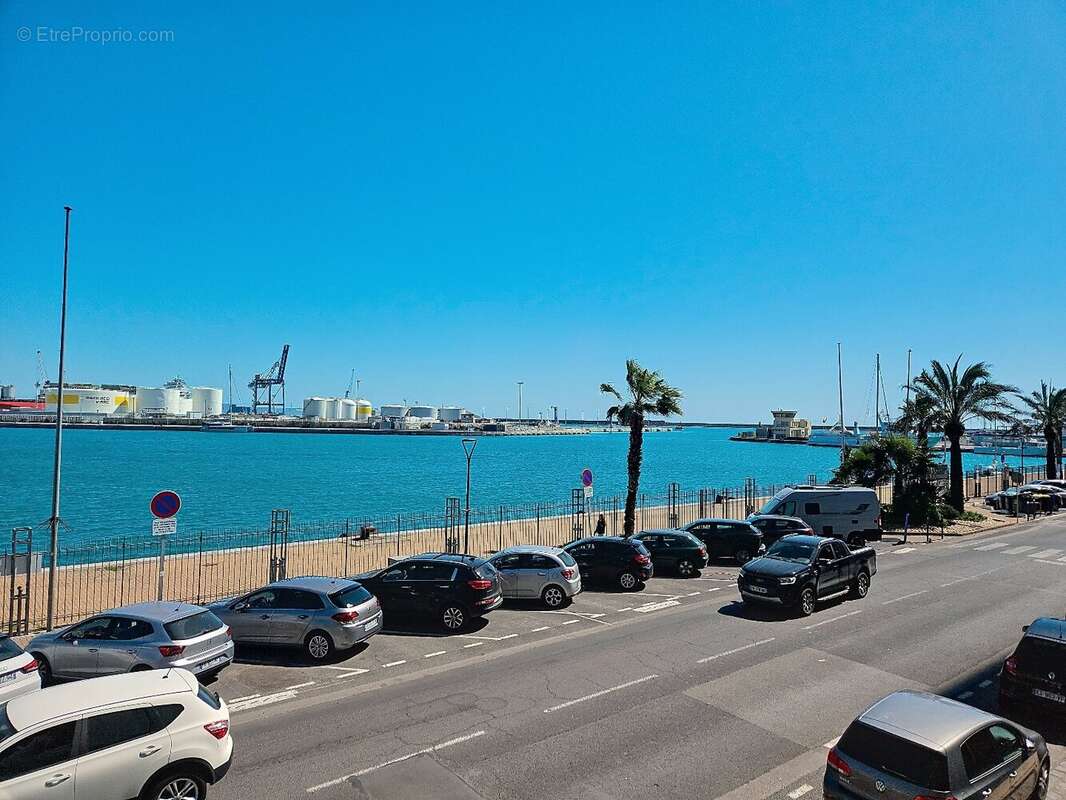 Appartement T3 91 m² avec vue quai et parking - photo 2