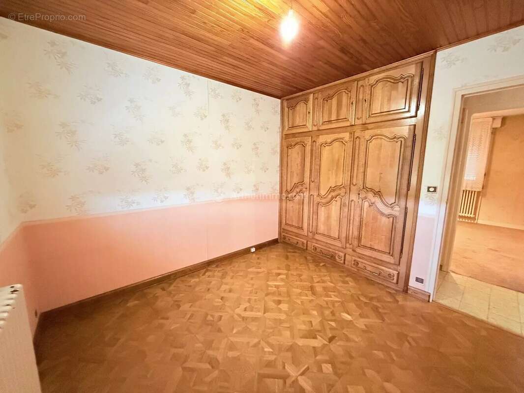 Maison à SAINT-OUEN-LES-PAREY