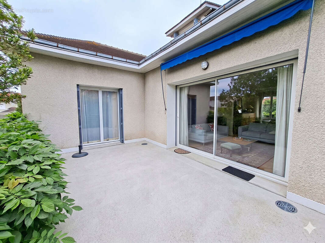 Maison à CHATELLERAULT