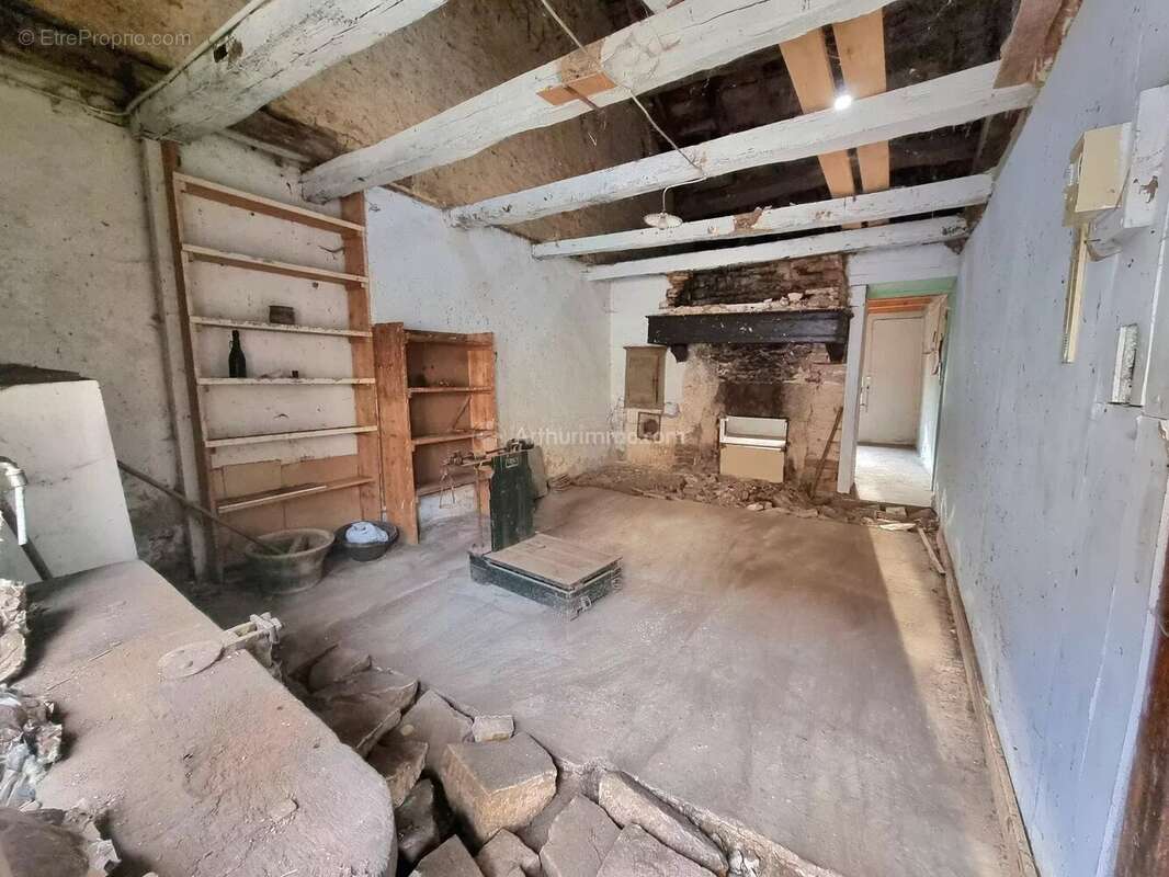 Maison à PREZ-SOUS-LAFAUCHE