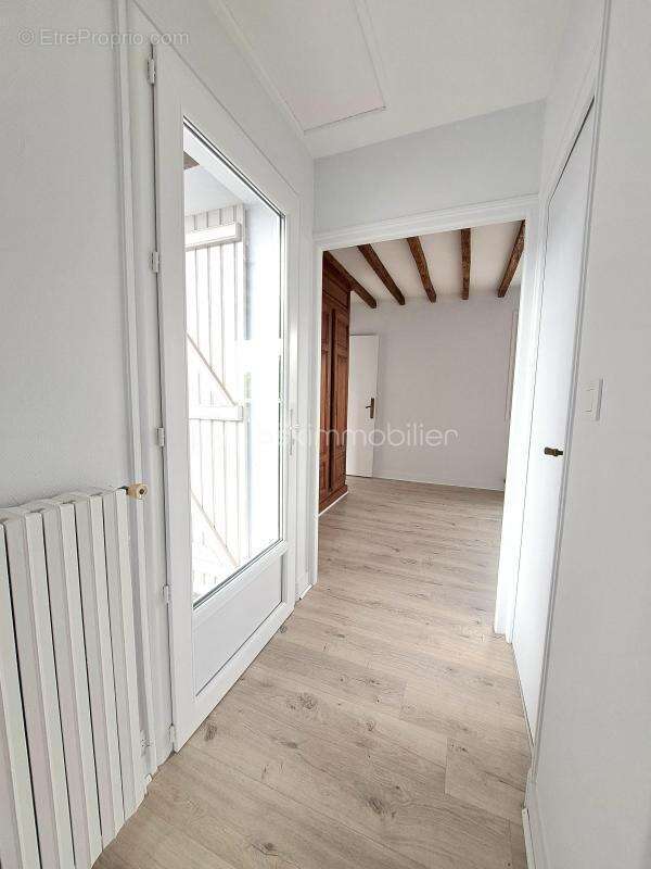 Maison à MAREUIL-CAUBERT