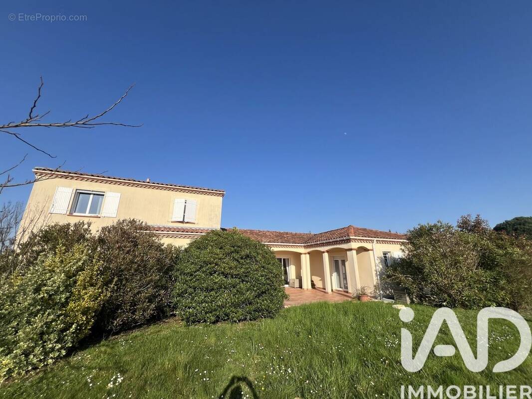 Photo 1 - Maison à VILLEBRUMIER