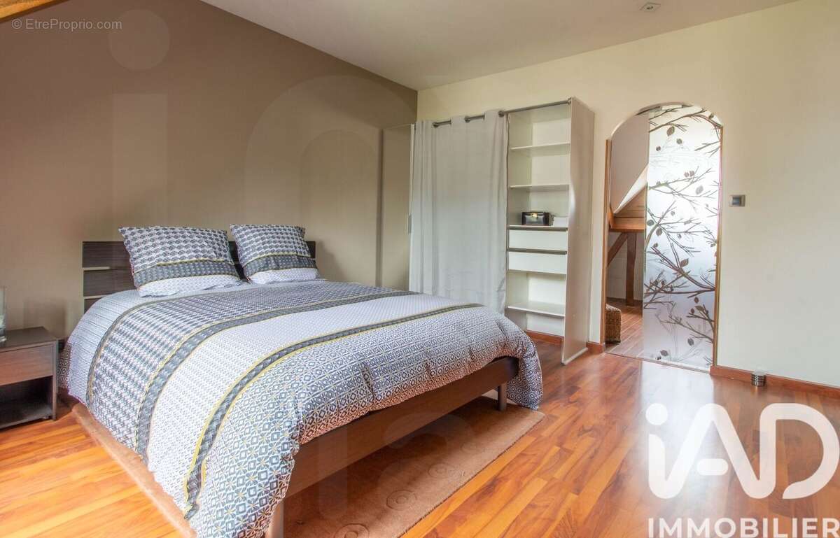 Photo 3 - Maison à FLEURY-LES-AUBRAIS