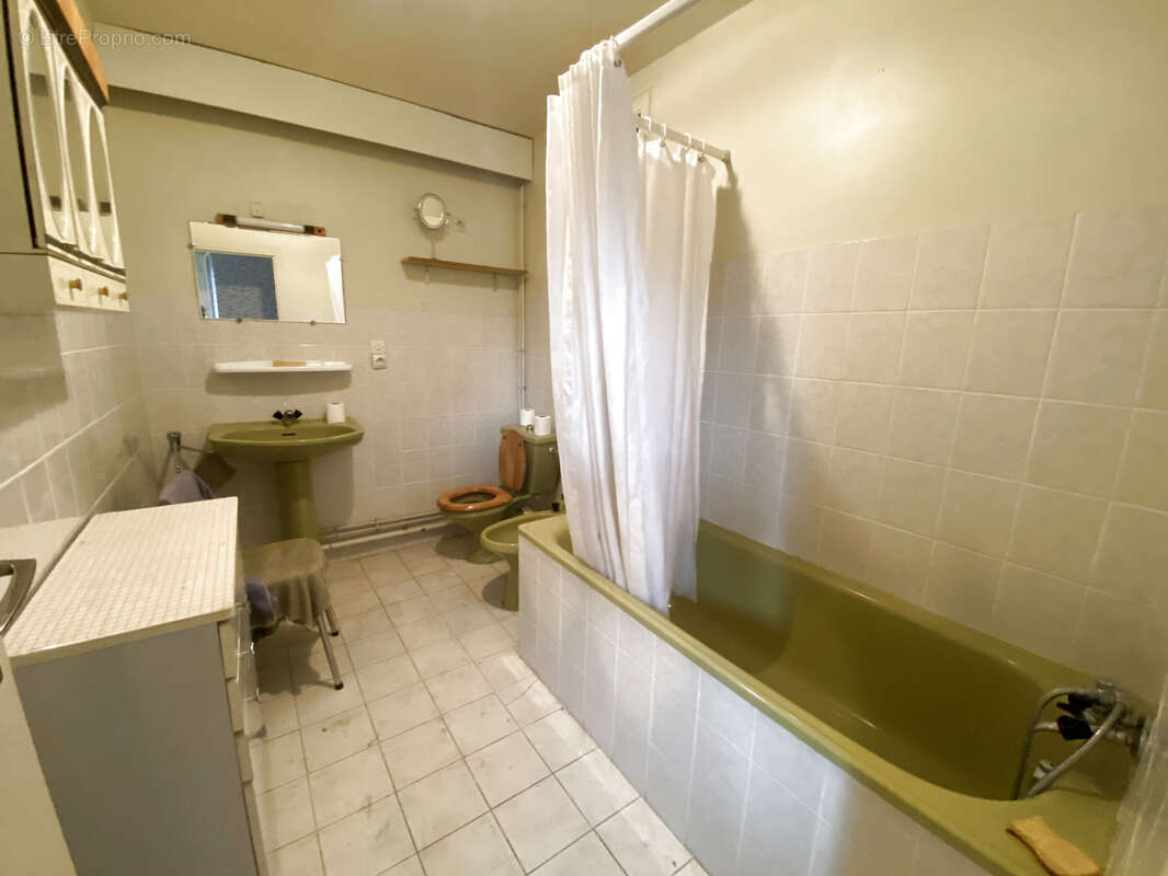 Maison à SAINT-CERE