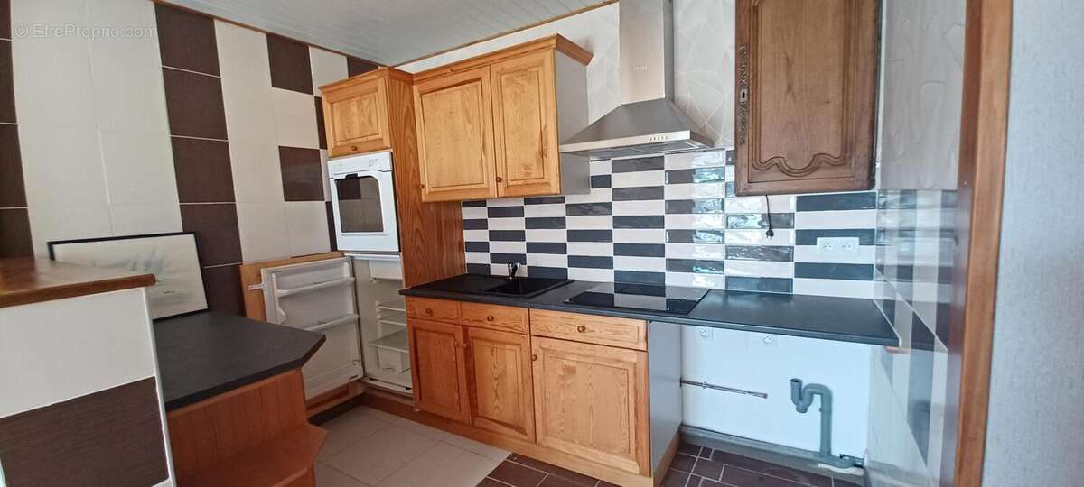 Appartement à NEUVEGLISE