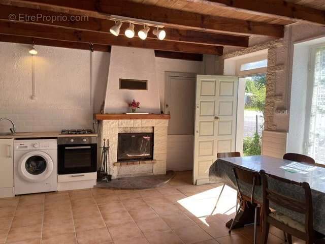 Maison à ROCHECHOUART