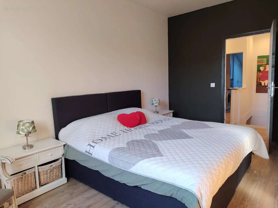 Maison à LA BASSE-VAIVRE